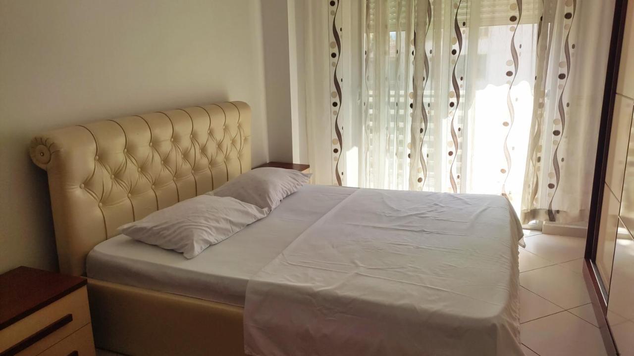 Alpha City Center Apartment Shkoder Exterior photo